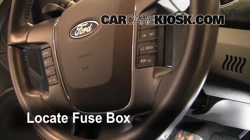 2011 Ford Taurus SEL 3.5L V6 Fuse (Interior) Replace